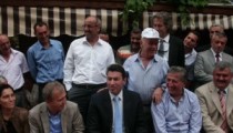 AKPARTİ BAYRAMLAŞTI