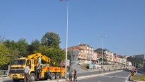AYDINLATMA DİREKLERİ DİKİLDİ