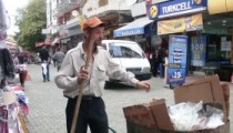 EN ÇALIŞKAN TEMİZLİK İŞCİSİ
