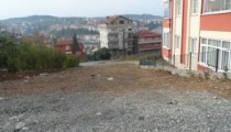 YOLLARINI KENDİLERİ AÇTILAR