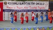 KASIMLI İLK VE ORTAOKULU BAYRAMI KUTLADI