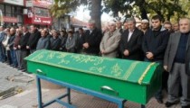 ONUR AYAN  TOPRAĞA VERİLDİ