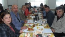 EREĞLİ ZAMAN GAZETECİLERE KAHVALTI VERDİ