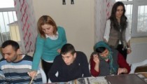 ENGELLİLERE AHŞAP BOYAMA  VE DRAMA KURSU