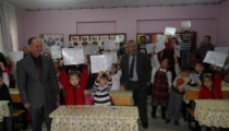 İLK KARNE HEYECANINI VELİLERİ İLE BİRLİKTE YAŞADILAR