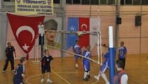 POLİS HAFTASI VOLEYBOL TURNUVASI BAŞLADI