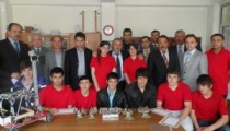ROBOT KULÜBÜ ÖĞRENCİLERİNE TEŞEKKÜR
