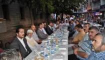KADİR GECESİNDE BİN KİŞİYE İFTAR VERİLDİ