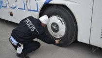 OTOBÜSLERE LASTİK DENETİMİ YAPILIYOR