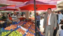 BAŞKAN KAPALI PAZAR YERİNİ GEZDİ