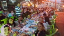 ULUCAMİ YAZ KURAN KURSU ÖĞRENCİLERİNE İFTAR