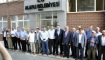 BİR GÜNDE 15 ZİYARETTE BULUNDU
