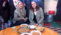BÜYÜKTEKKE KÖYÜNDE İMECE USULÜ AŞURE