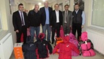 ALAPLI TSO  ÖĞRENCİLERE  GİYECEK YARDIMINDA BULUNDU