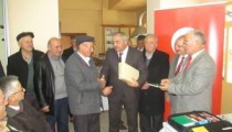 ORGANİK ARICILIK YAPANLARA ORGANİK PETEK DAĞITILDI