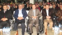 PROTOKOL  TEKERLEKLİ SANDALYEYE OTURDU