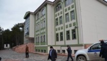 MÜTEAHHİDİN YAPMADIKLARINI BELEDİYE YAPACAK