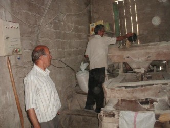 DEĞİRMEN TEKNOLOJİYE DİRENİYOR