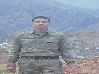 ORMANLI ŞEHİDİNE AĞLIYOR