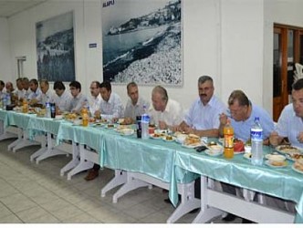 ALAPLI ZİRAAT ODASINDAN İFTAR