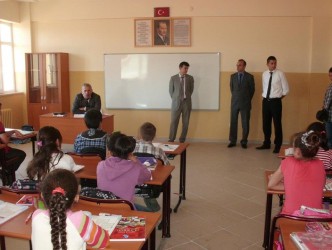 MİLLİ EĞİTİM MÜDÜRÜ İMAM HATİP ORTA OKULUNU ZİYARET ETTİ