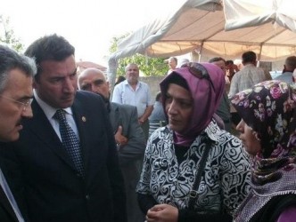 ÖZCAN ULUPINAR ŞEHİT AİLESİNİ ZİYARET ETTİ