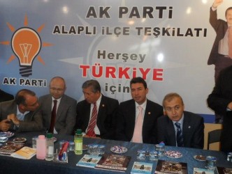 AK PARTİLİLER BAYRAMLAŞTI