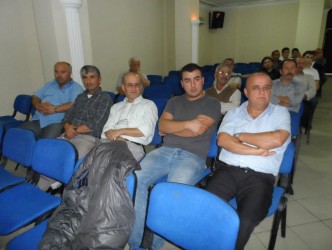 BELEDİYE DÜKKANLARI ESNAFA TANITILDI