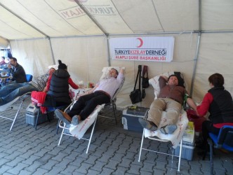 KIZILAY HAFTASINDA 52 ÜNİTE KAN BAĞIŞI
