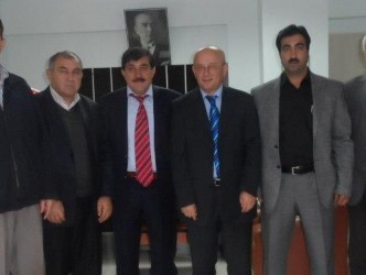 MUHTARLAR DERNEĞİNDEN HASTANEYE ZİYARET