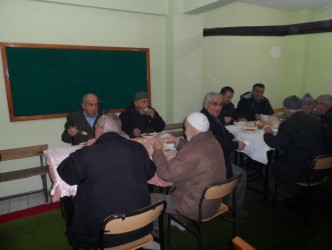 SABAH NAMAZINA GELENLERE ÇORBA İKRAM EDİLİYOR