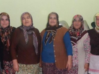 ÇAMLIBEL’DE KADINLAR AŞURE DÜZENLEDİ