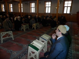 MERKEZ CAMİSİNDE HAFTADA İKİGÜN MUKABELE OKUNUYOR