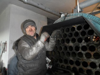 ÖĞRENCİLER ÜŞÜMESİN DİYE OKULU TATİL ETTİ
