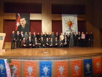 AK PARTİ KDZ.EREĞLİ YENİ YÖNETİMİ TANITILDI
