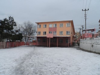 OKULAR AÇILDI FAKAT SINIFLAR BOŞ KALDI