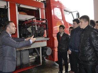 Öğrencilere yangın eğitimi