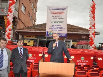 ÇÖP KONTEYNIRI İÇİN TÖREN DÜZENLENDİ