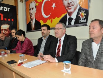AK PARTİLİ MECLİS ÜYELERİNDEN AÇIKLAMA