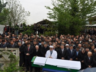 ÖZCAN CANDAN SON YOLCULUĞUNA UĞURLANDI