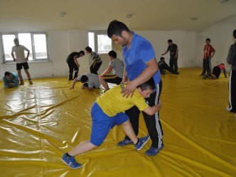 ATALAY ANADOLU LİSESİ  GÜREŞTE  TÜRKİYE ŞAMPİYONASINA KATILACAK