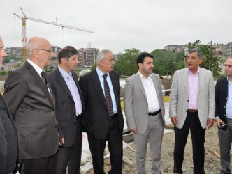 ADLİYE SARAYI İNŞAATINI İNCELEDİLER