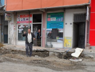 ESNAF MAĞDUR OLDU