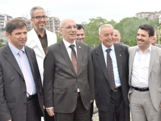 GÜLEN YÜZLER AK PARTİ’DE..