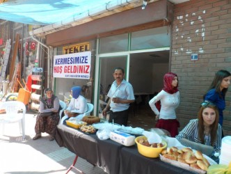 HALK EĞİTİM MERKEZİ KERMES DÜZENLEDİ