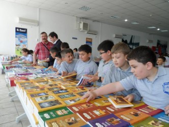 ALAPLI’DA KİTAP ŞENLİĞİ BAŞLADI