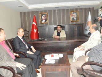 MÜSİAD HEYETİNDEN AK PARTİ’E ZİYARET