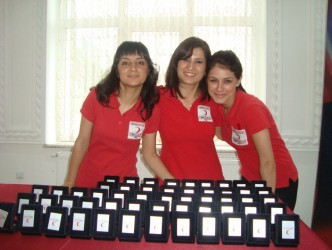 KAN BAĞIŞÇILARINA MADALYA