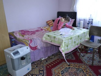 SOLUNUM CİHAZI İLE EVİNDE  SINAVA GİRDİ