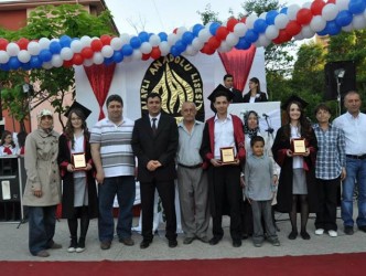 ANADOLU LİSESİNDEN 80 ÖĞRENCİ ÜNİVERSİTEYE GİRDİ